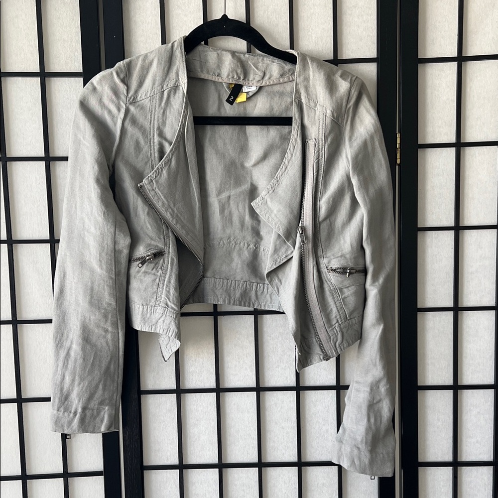 Stylish Gray Women's Jacket